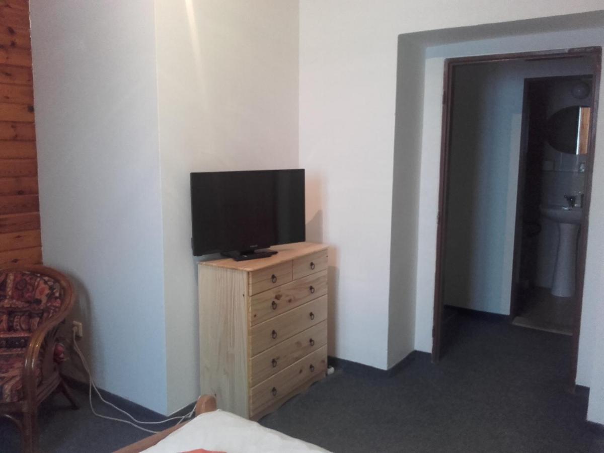 Hotel Anna 하라포프 외부 사진