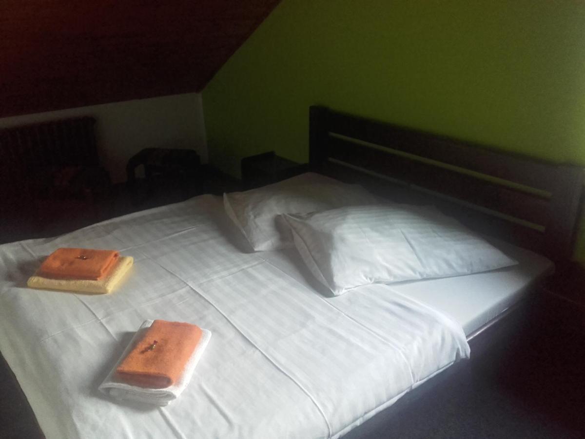 Hotel Anna 하라포프 외부 사진
