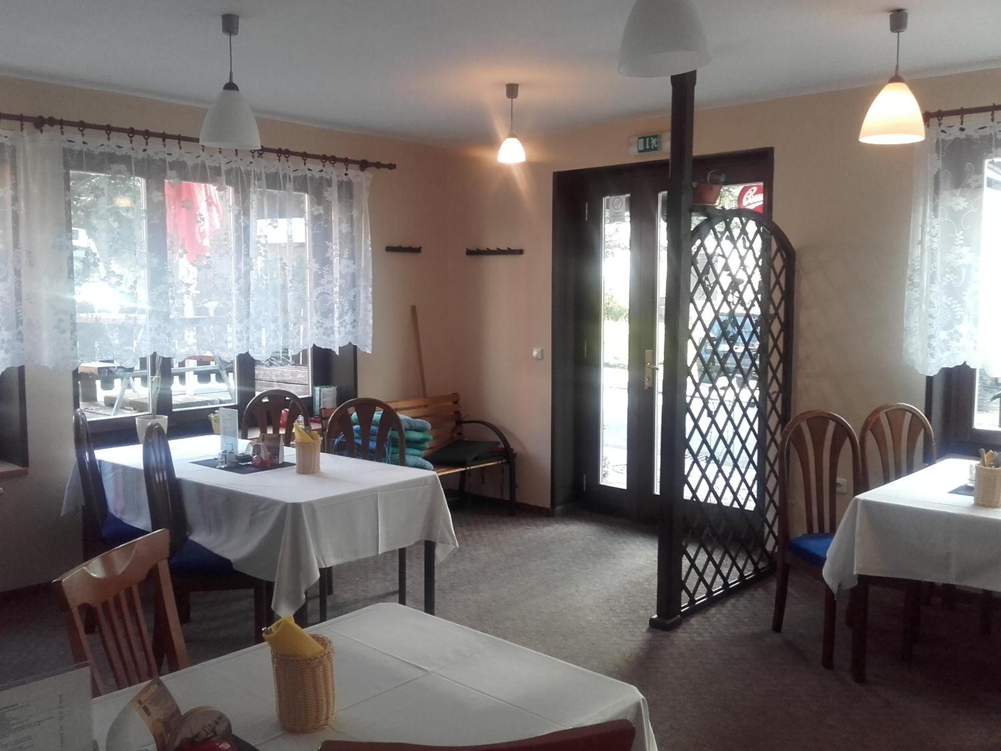 Hotel Anna 하라포프 외부 사진